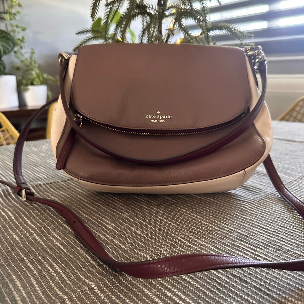 Kate Spade Two-Tone Crossbody Bag in Brown and Cream